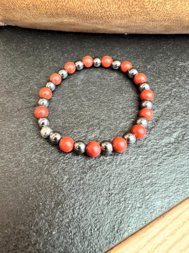 Bracelet Jaspe rouge & Hématite disponible en 6 et 8 mm Bracelet Jaspe rouge & Hématite